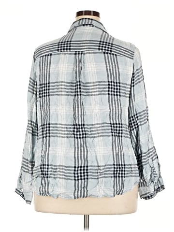 Laura Scott 3/4 Sleeve Button-Down Shirt (view 2)