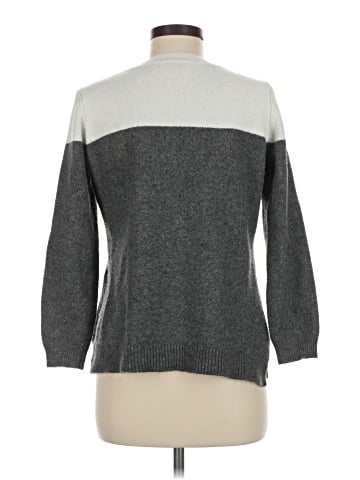Elizabeth & Clarke Pullover Sweater (view 2)