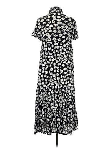 Urban Outfitters Casual Dress (view 2)