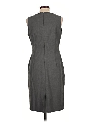 Old Navy Casual Dress (view 2)
