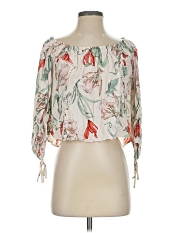 ASTR The Label 3/4 Sleeve Blouse (view 1)