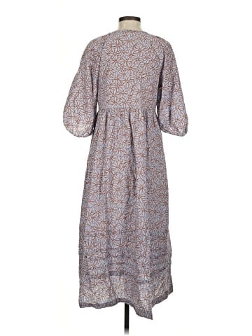 Madewell Marianna Puff-Sleeve Midi Dress in Dream-On Daisies (view 2)