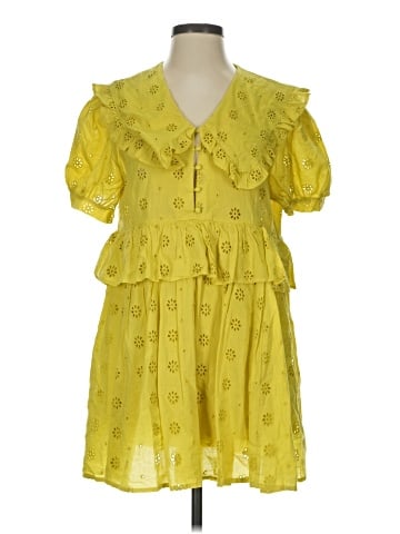 Urban Outfitters Casual Dress (view 1)