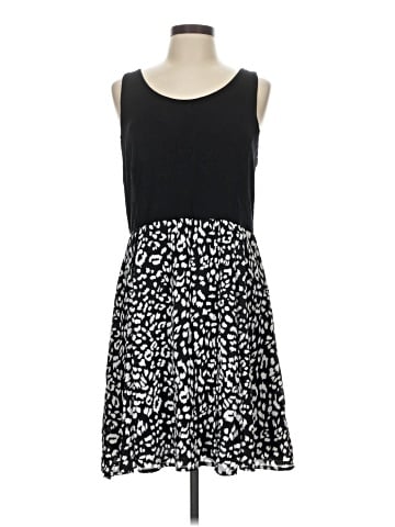 Apt. 9 Casual Dress (view 1)