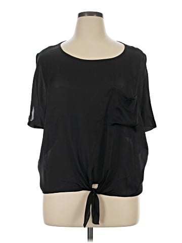 Cupio Short Sleeve Top (view 1)