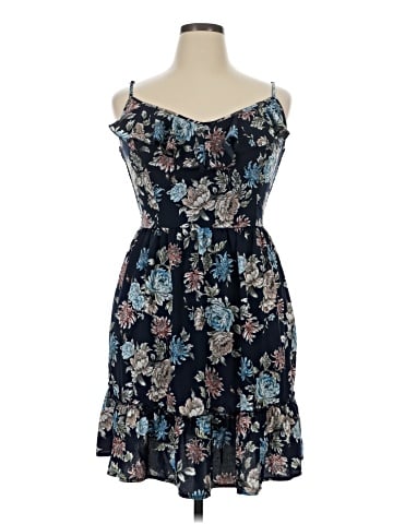 Xhilaration Cocktail Dress (view 1)