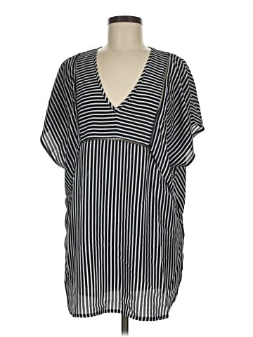 Xhilaration Short Sleeve Blouse (view 1)