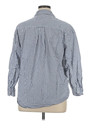 Old Navy Long Sleeve Button-Down Shirt (view 2)
