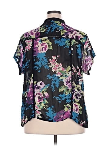 Nue Options Short Sleeve Blouse (view 2)