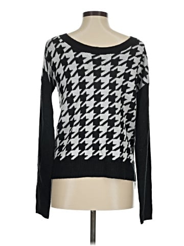 Decree Pullover Sweater (view 2)