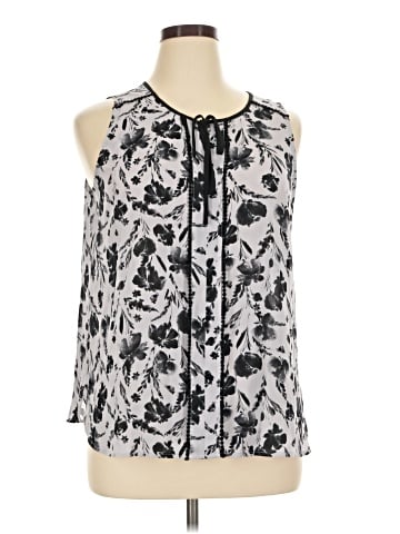 Elle Sleeveless Blouse (view 1)