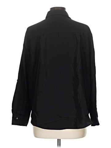 Old Navy Long Sleeve Button-Down Shirt (view 2)