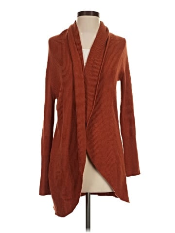 Leith Cardigan (view 1)