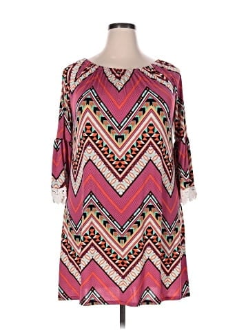 Rouge Casual Dress (view 1)