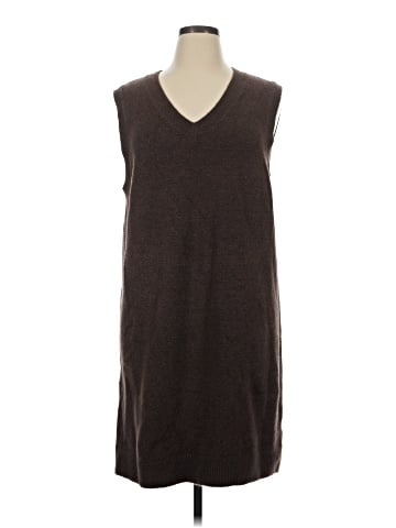 Old Navy Casual Dress (view 1)