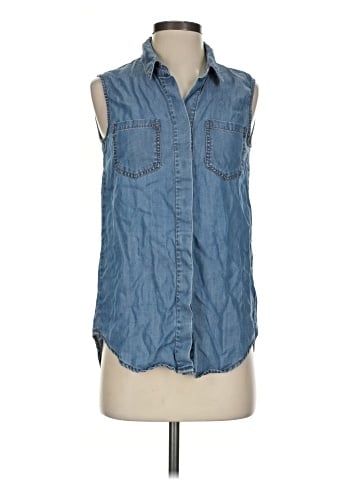 Velvet Heart Sleeveless Button-Down Shirt (view 1)