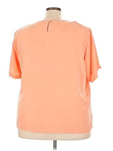 Southern Lady Short Sleeve Top (view 2)