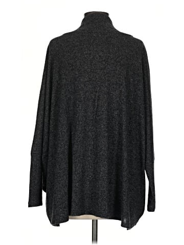 Amadi Poncho (view 2)