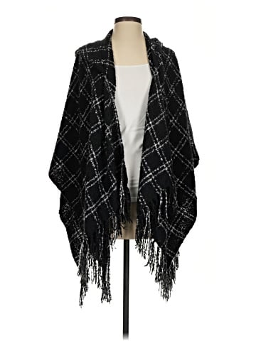 Collection Eighteen Wrap (view 1)