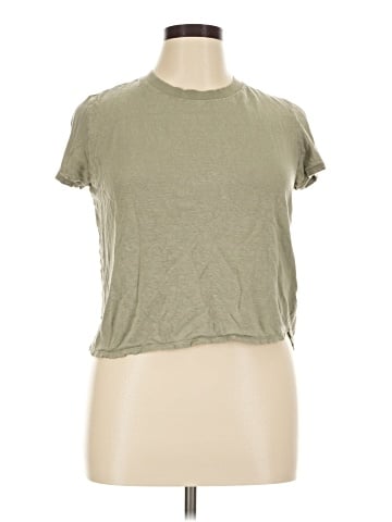 Uniqlo Short Sleeve T-Shirt (view 1)