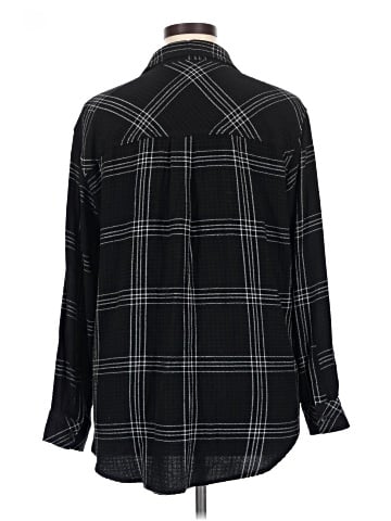 Lane Bryant Long Sleeve Button-Down Shirt (view 2)