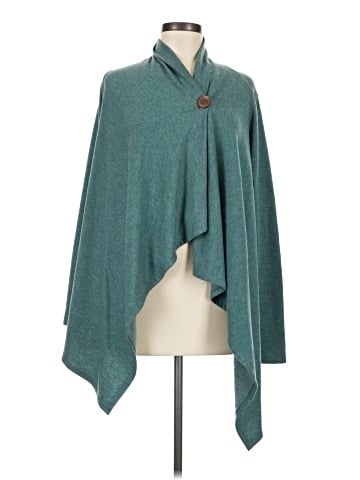 Bobeau Poncho (view 1)