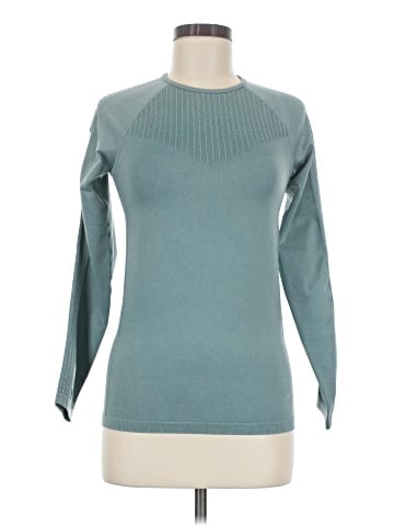 Fabletics Long Sleeve T-Shirt (view 1)