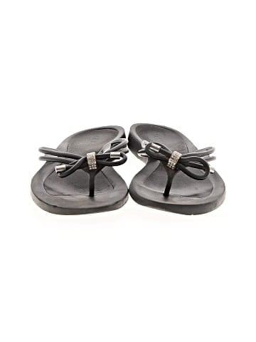 Guess Flip Flops (view 2)