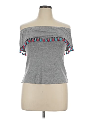 Red Camel Short Sleeve Top (view 1)