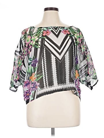 Bisou Bisou Short Sleeve Blouse (view 1)