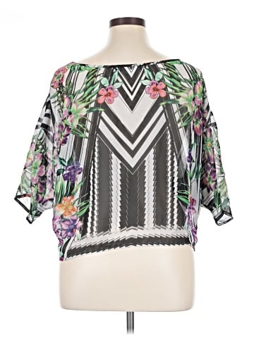 Bisou Bisou Short Sleeve Blouse (view 2)
