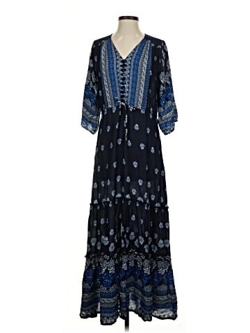 Walker & Wade Casual Dress (view 1)