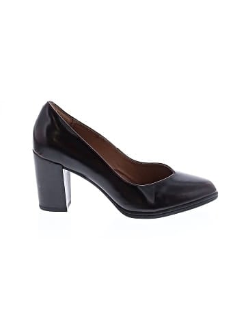 Clarks Heels (view 1)