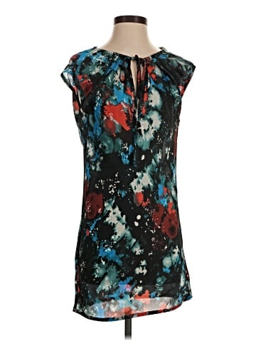 BB Dakota Sleeveless Blouse (view 1)