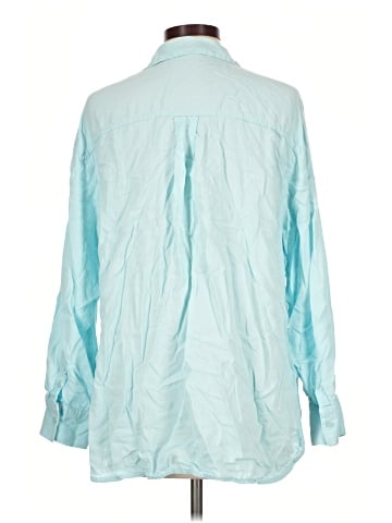 Old Navy Long Sleeve Button-Down Shirt (view 2)