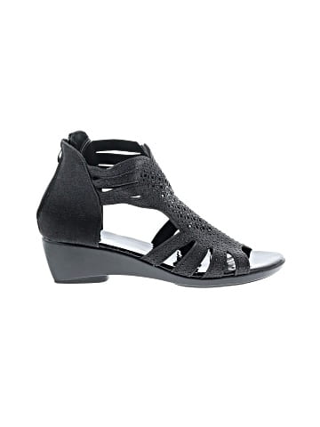 Unbranded Wedges (view 1)