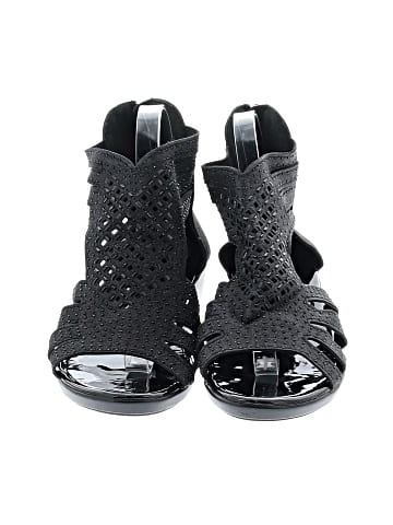 Unbranded Wedges (view 2)