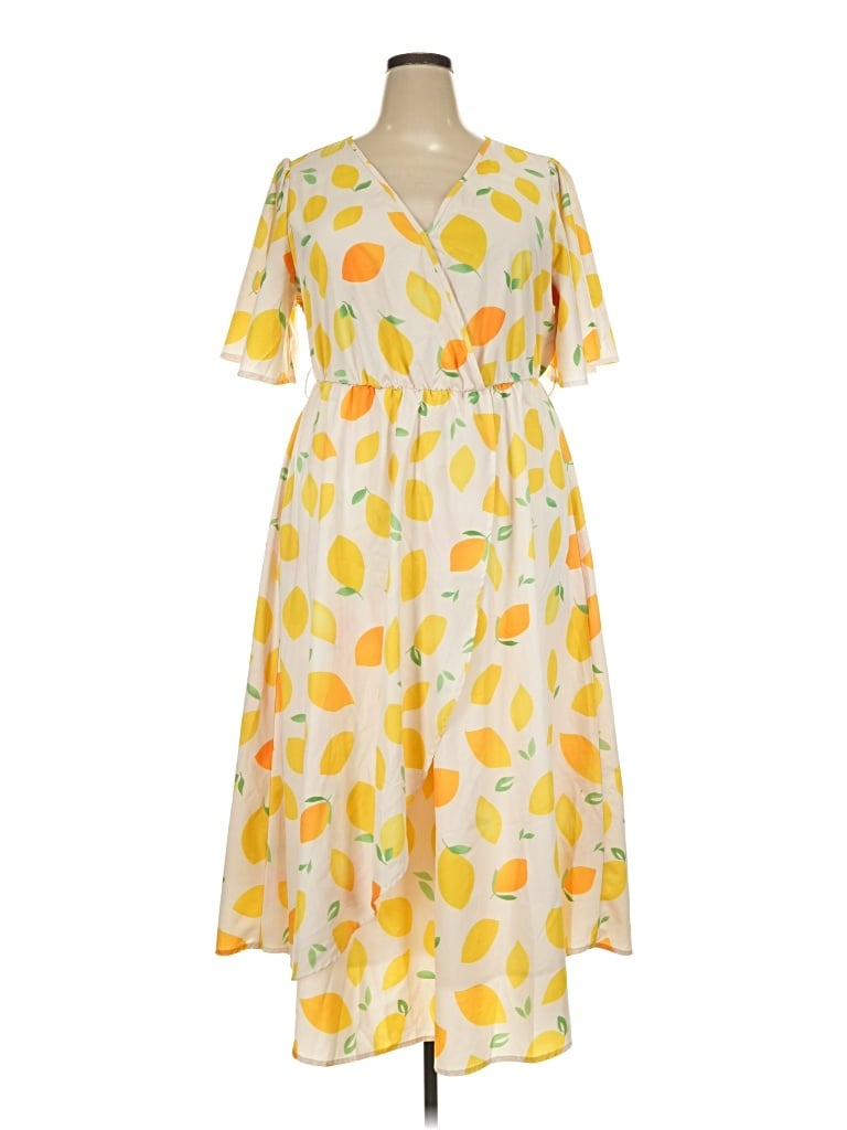 Pre-owned Bloomchic Casual Dress In Yellow