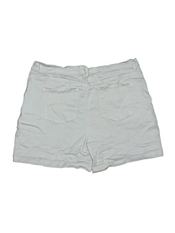 Gloria Vanderbilt Khaki Shorts (view 2)