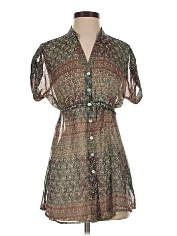 Quintessential Short Sleeve Blouse (view 1)