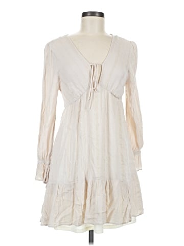 Le Lis Casual Dress (view 1)