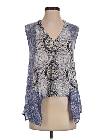 En Creme Sleeveless Blouse (view 1)