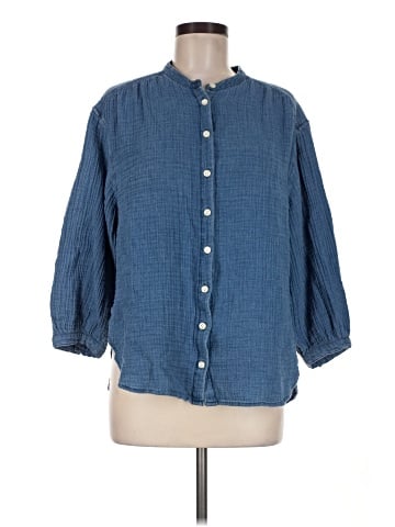 Gap 3/4 Sleeve Button-Down Shirt (view 1)