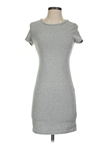 Old Navy Casual Dress (view 1)
