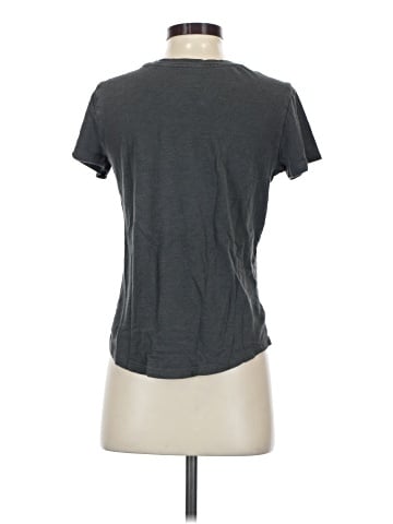 Old Navy Short Sleeve T-Shirt (view 2)