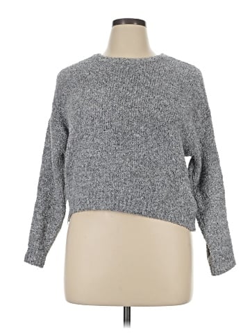 Forever 21 Pullover Sweater (view 1)