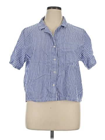 Gap Body Short Sleeve Button-Down Shirt (view 1)