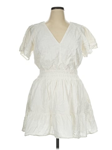 Abercrombie & Fitch Casual Dress (view 1)