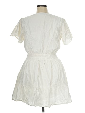 Abercrombie & Fitch Casual Dress (view 2)