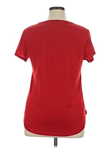 Jennifer Lauren Short Sleeve T-Shirt (view 2)
